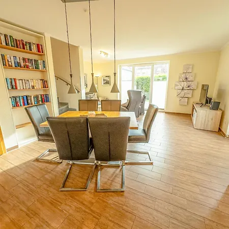Holiday home Rheintor Bensersiel